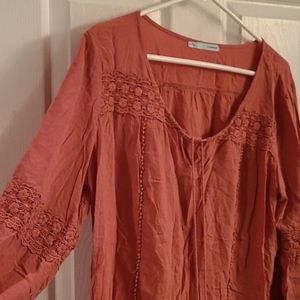 Hobo lace detailed pink top
